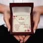 To My Mom" Interlocking Hearts Necklace — Elegant Mother's Day Gift
